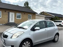 Silver Begagnad 2007 Toyota Yaris Halvkombi | 40 000 kr (Marknadspris)