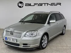 Silver Begagnad 2004 Toyota Avensis Kombi | 29 900 kr (Lite dyr)
