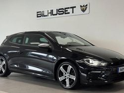 Svart Begagnad 2015 VW Scirocco R Sportkupé | 149 900 kr (Marknadspris)
