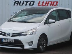 Vit Begagnad 2014 Toyota Verso Edition Minibuss | 149 900 kr (Marknadspris)