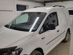 Vit Begagnad 2017 VW Caddy Minibuss | 163 000 kr (Dyr)