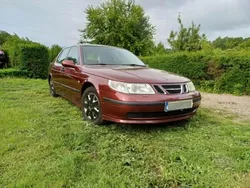 Röd Begagnad 2004 Saab 9-5 Vector Sedan | 18 000 kr (Marknadspris)