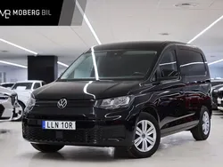 Svart Begagnad 2023 VW Caddy Minibuss | 319 900 kr (Bra pris)