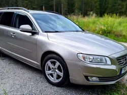 Brun Begagnad 2016 Volvo V70 Momentum Kombi | 168 000 kr (Marknadspris)