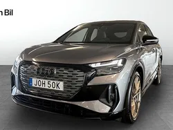 Grå Begagnad 2022 Audi Q4 Sportback e-tron S-Line SUV | 459 900 kr (Marknadspris)