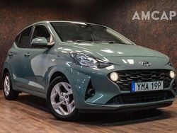 Grön Begagnad 2021 Hyundai i10 Essential Halvkombi | 138 500 kr (Marknadspris)