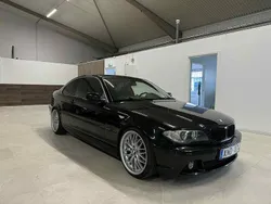 Svart Begagnad 2006 BMW 320 Sport Line Sportkupé | 69 500 kr (Marknadspris)