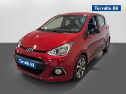 Röd Begagnad 2015 Hyundai i10 Halvkombi | 79 900 kr (Marknadspris)