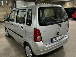 Silver Begagnad 2003 Opel Agila Halvkombi | 14 200 kr