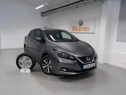 Grå Begagnad 2020 Nissan Leaf Halvkombi | 154 900 kr (Marknadspris)