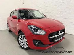 Röd Begagnad 2022 Suzuki Swift Halvkombi | 176 900 kr (Marknadspris)