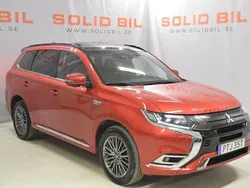 Röd Begagnad 2019 Mitsubishi Outlander P-HEV Edition SUV | 209 900 kr (Marknadspris)