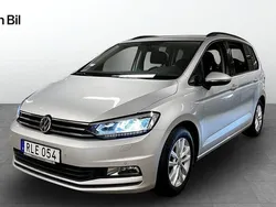 Silver (reflex silver metall) Begagnad 2017 VW Touran Minibuss | 219 900 kr (Superpris)