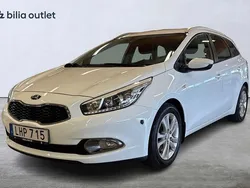 Vit Begagnad 2013 Kia Ceed EX Kombi | 69 900 kr (Marknadspris)