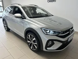 Silver (reflex silver metallic) Ny 2025 VW Taigo R-line SUV | 319 900 kr (Marknadspris)