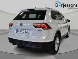 Vit Begagnad 2019 VW Tiguan Comfortline SUV | 279 000 kr (Marknadspris)