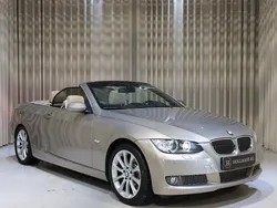 Ljusgrå Begagnad 2007 BMW 335 Cabriolet Cab | 249 900 kr (Lite dyr)