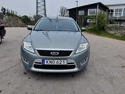 Grå Begagnad 2010 Ford Mondeo Titanium Halvkombi | 45 000 kr (Marknadspris)