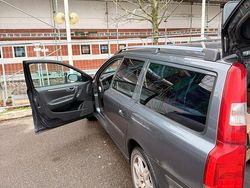 Begagnad 2004 Volvo V70 Kombi | 35 000 kr (Marknadspris)