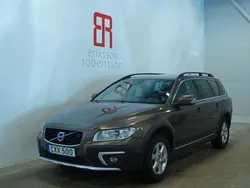 Brun Begagnad 2015 Volvo XC70 Momentum SUV | 199 900 kr (Marknadspris)