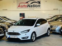 Vit Begagnad 2015 Ford Focus Titanium Halvkombi | 79 900 kr (Lite dyr)