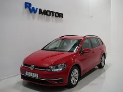 Röd Begagnad 2017 VW Golf VII Kombi | 169 700 kr (Marknadspris)