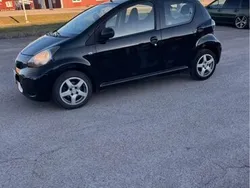 Svart Begagnad 2010 Toyota Aygo Halvkombi | 28 000 kr (Marknadspris)