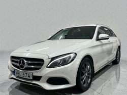 Vit Begagnad 2016 Mercedes C200 Avantgarde Kombi | 137 900 kr (Marknadspris)