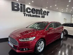 Röd Begagnad 2014 Ford Mondeo Titanium Kombi | 129 900 kr (Lite dyr)