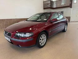 Röd Begagnad 2002 Volvo S60 Business Edition Sedan | 34 900 kr (Marknadspris)