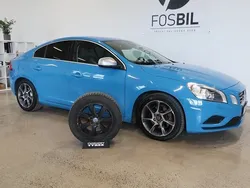 Blå Begagnad 2013 Volvo S60 R-Design Sedan | 79 900 kr (Marknadspris)