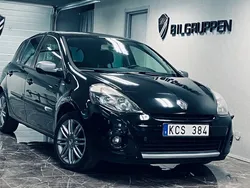 Svart Begagnad 2012 Renault Clio IV Halvkombi | 64 000 kr (Marknadspris)