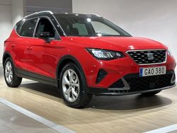 Röd (pure red midnight black m) Begagnad 2023 Seat Arona Beats SUV | 194 000 kr (Marknadspris)