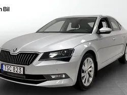 Silver Begagnad 2017 Skoda Superb Style Halvkombi | 224 900 kr (Bra pris)