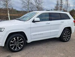Vit Begagnad 2015 Jeep Grand Cherokee SUV | 195 000 kr (Marknadspris)