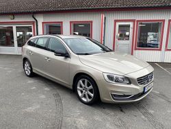 Ljusbrun (brun) Begagnad 2016 Volvo V60 Momentum Kombi | 149 900 kr (Lite dyr)