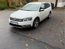 Vit Begagnad 2015 VW Passat Alltrack Kombi | 147 000 kr (Superpris)