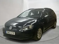 Svart Begagnad 2016 VW Golf VII | 108 000 kr (Marknadspris)