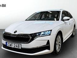 Vit (candy white) Begagnad 2025 Skoda Octavia Selection Kombi | 314 900 kr (Lite dyr)