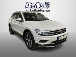 Vit Begagnad 2018 VW Tiguan SUV | 269 900 kr (Marknadspris)