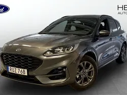 Grå (grey) Begagnad 2024 Ford Kuga ST-Line SUV | 289 900 kr (Marknadspris)