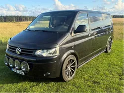 Svart Begagnad 2014 VW T5 Van | 159 000 kr