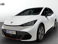 Vit (glacial white metallic) Begagnad 2023 Cupra Born Halvkombi | 259 900 kr (Marknadspris)