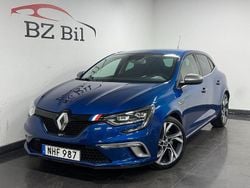 Blå Begagnad 2016 Renault Mégane GT Line Bose Edition Halvkombi | 149 900 kr (Marknadspris)