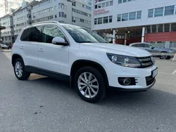 Vit Begagnad 2013 VW Tiguan Sportline SUV | 139 900 kr (Marknadspris)