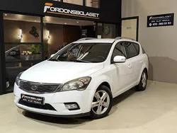 Vit Begagnad 2011 Kia Ceed Sportswagon Kombi | 39 900 kr (Marknadspris)