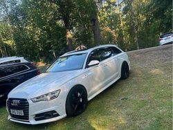 Vit Begagnad 2016 Audi A6 Sport Kombi | 230 000 kr
