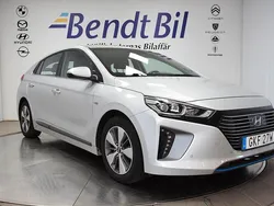 Platinum silver metallic Begagnad 2018 Hyundai Ioniq Premium Sedan | 178 900 kr (Marknadspris)