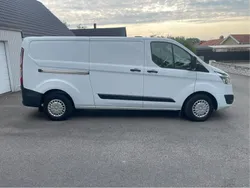 Vit Begagnad 2014 Ford Transit Custom | 80 000 kr (Marknadspris)