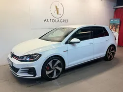 Vit Begagnad 2018 VW Golf VII GTI Halvkombi | 239 700 kr (Marknadspris)